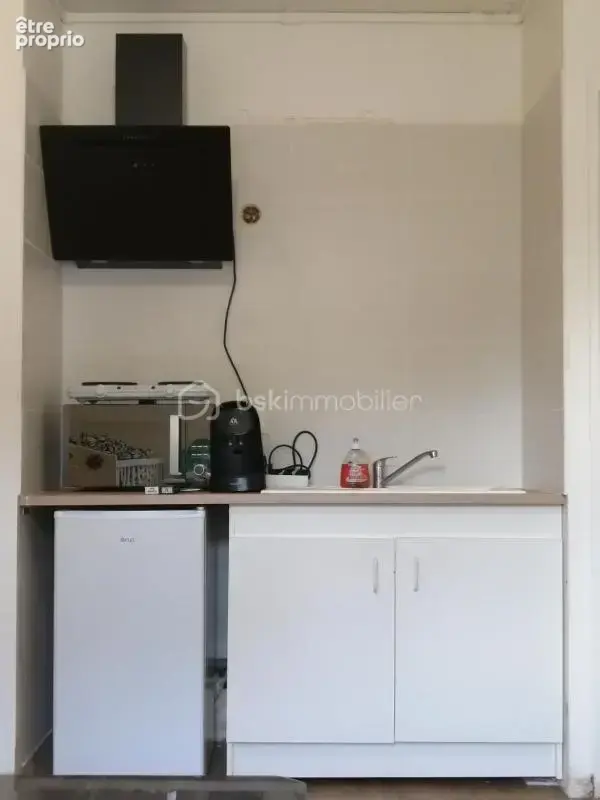 Appartement t1 de 22.40m² -  au 3eme etage  - avec ascenceur - - photo 8