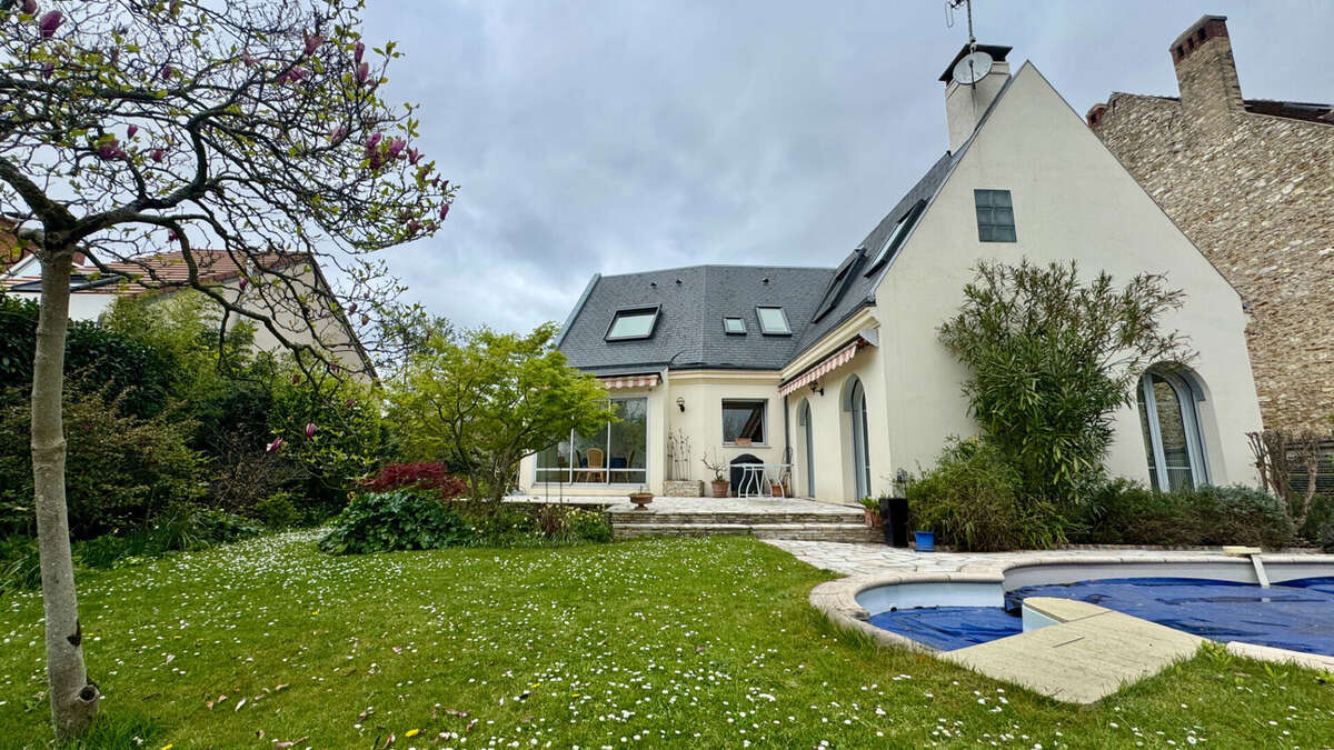 Maison à MONTMORENCY