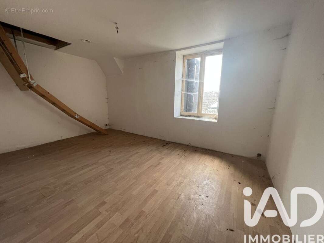 Photo 6 - Maison à SOMMEVOIRE