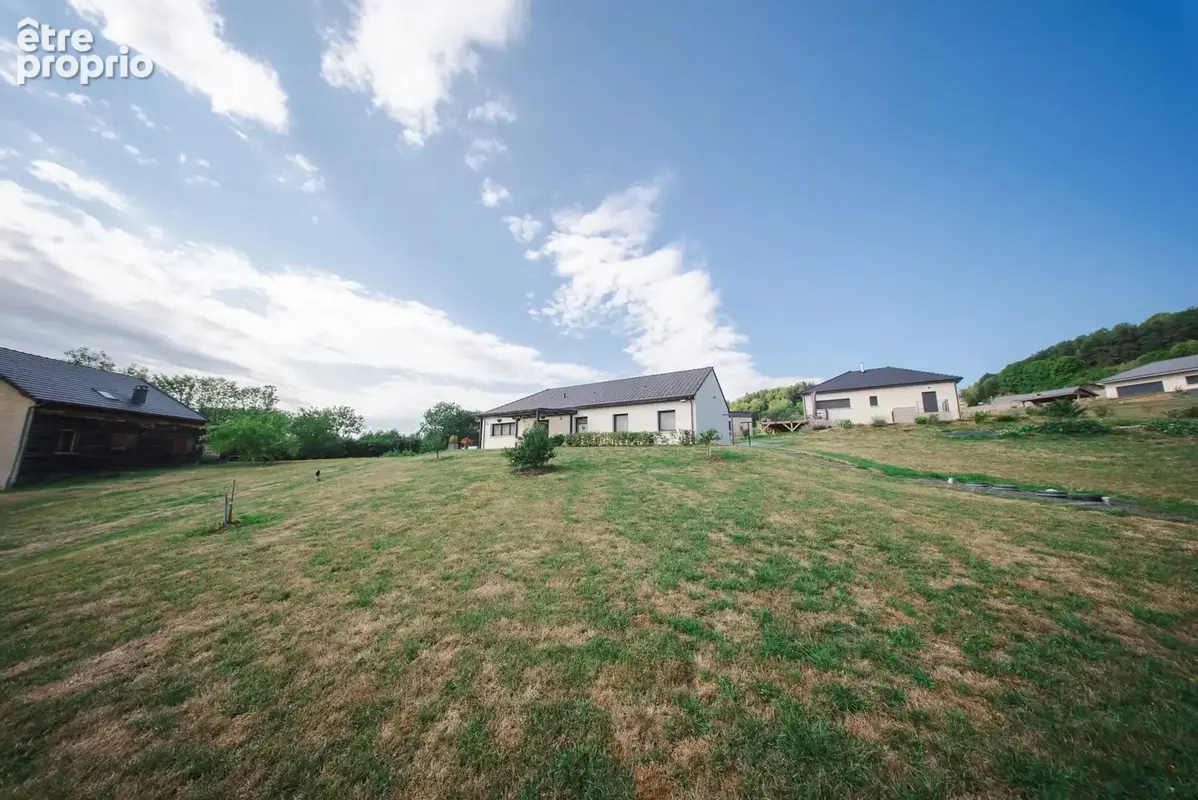 Maison 123 m² à Saint-Bonnet-Pres-Orcival  - photo 8