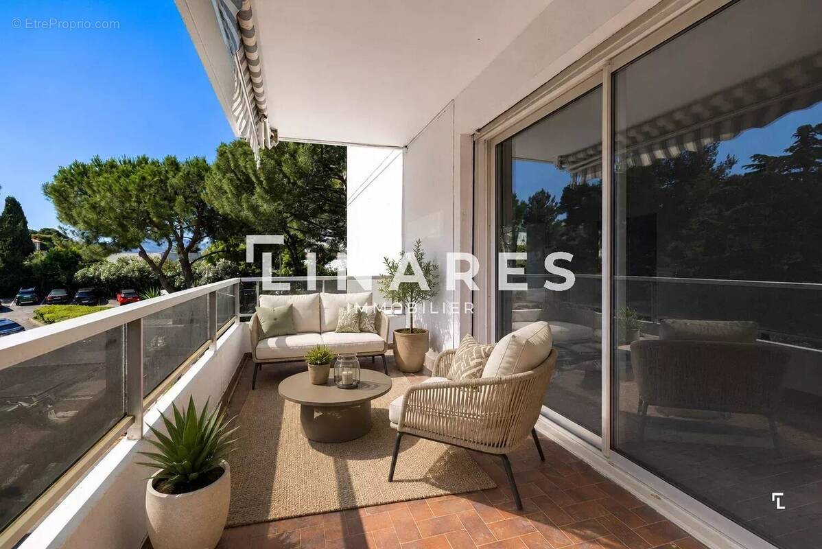Appartement à MARSEILLE-8E