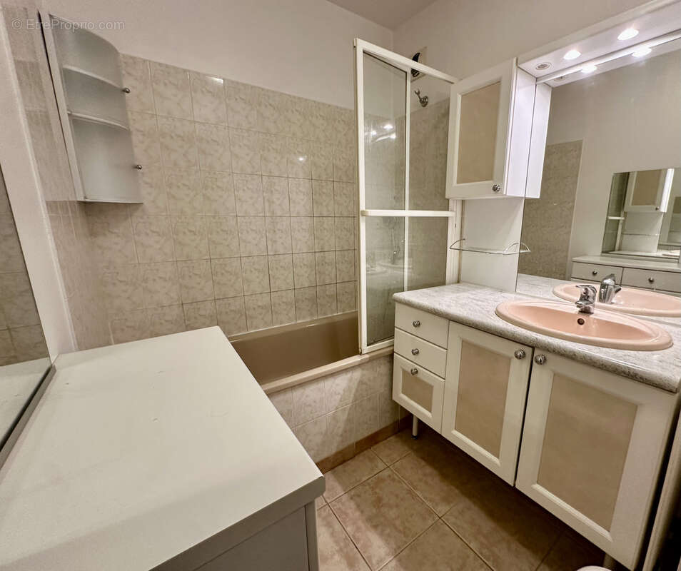 Appartement à MARSEILLE-10E