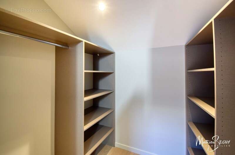 Appartement à CRAPONNE