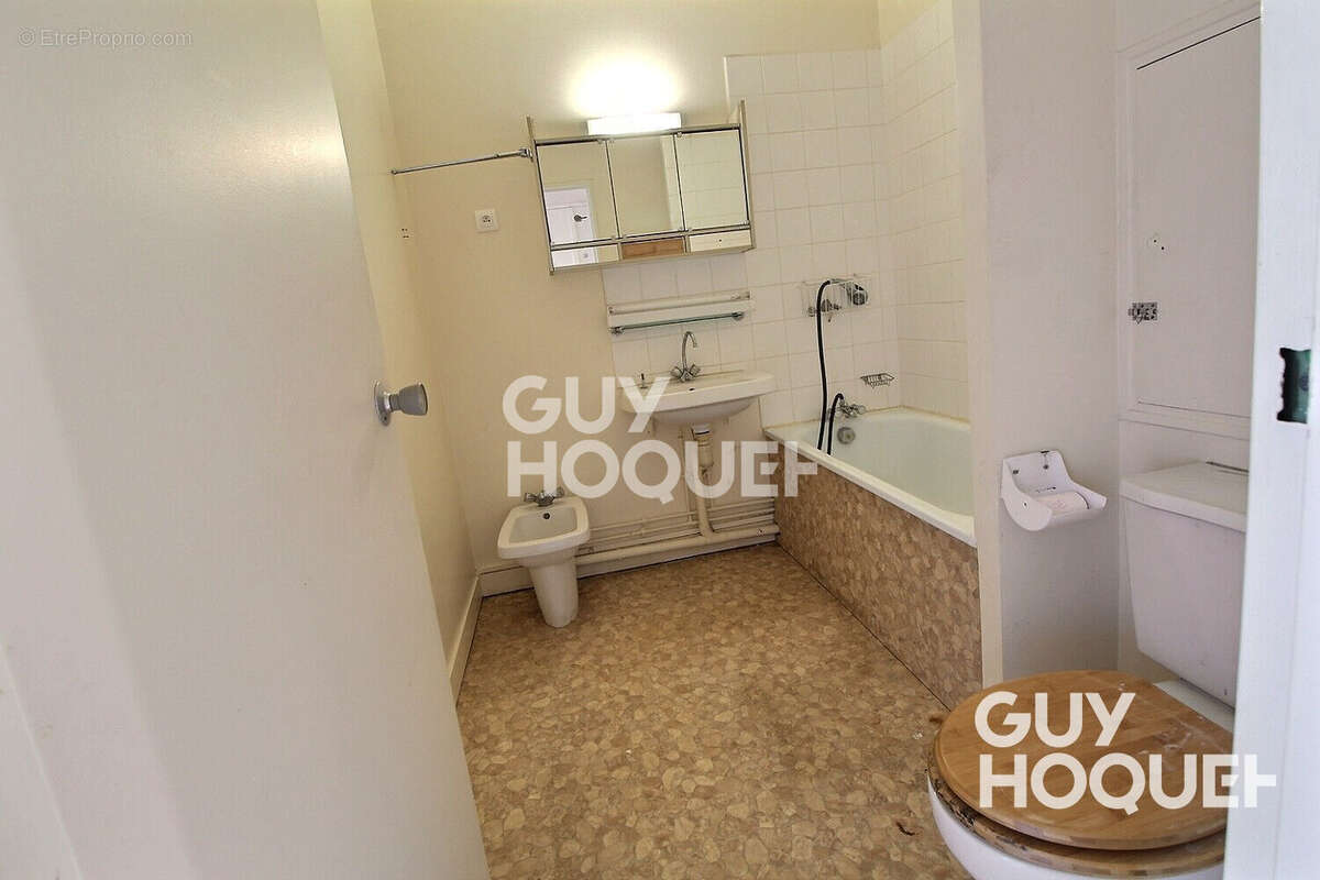 Appartement à CHAVILLE