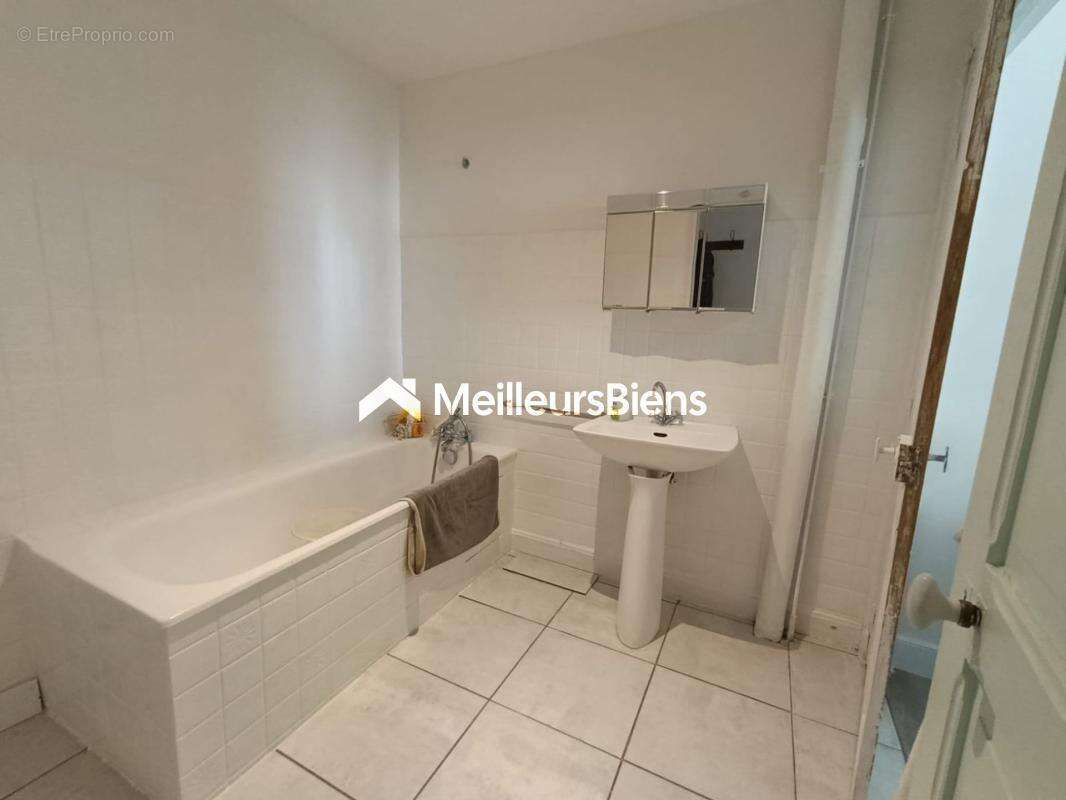 Maison à BOURBONNE-LES-BAINS