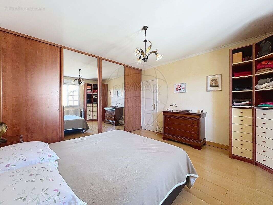 Maison à SAINT-VALERIEN