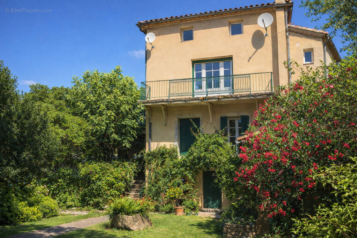 Maison à SUMENE