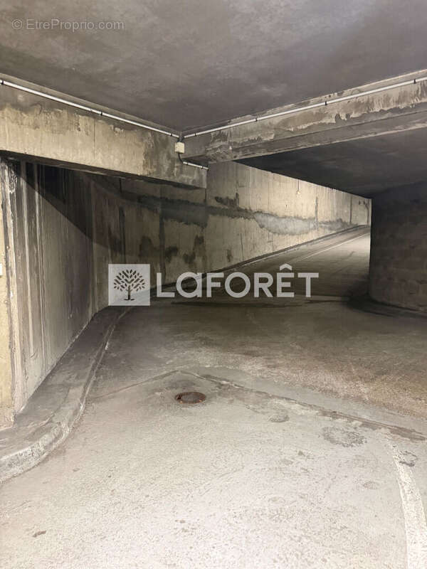 Parking / box Paris - photo 2