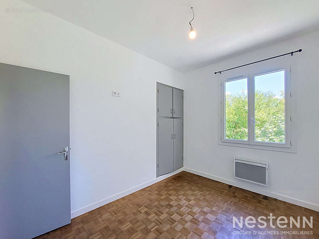 A Vendre Maison de 80 m² sur sous-sol de 68 m² avec garages et jardin proche du centre de Condom - photo 11