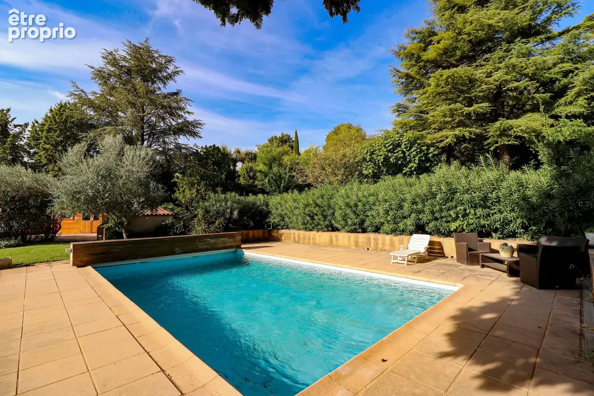 Exclusivite ancien moulin de caractere de 250m2 sur terrain de 2447m2 avec piscine et dependances - photo 12