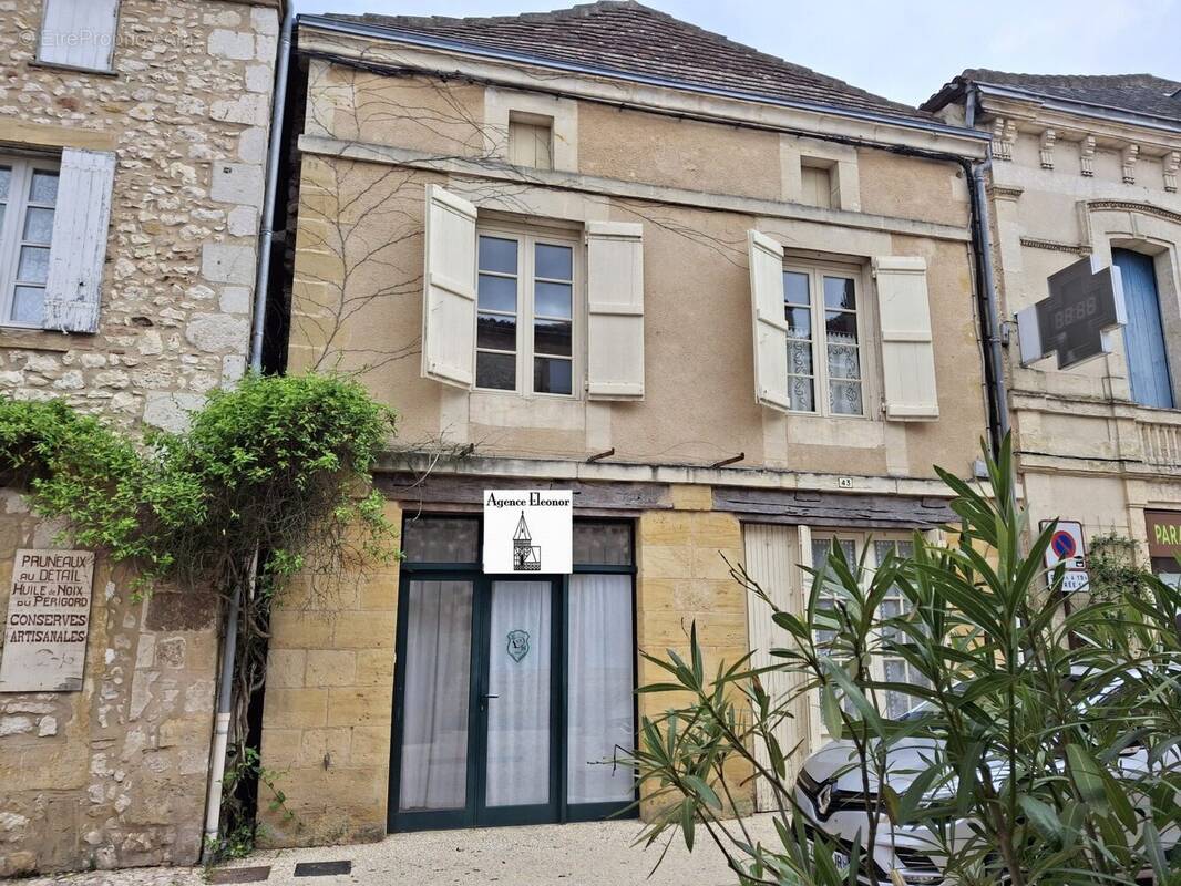 Maison à MONPAZIER