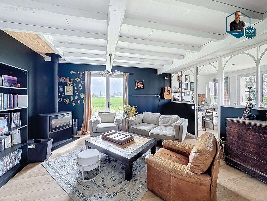 Maison à SAINT-SULPICE