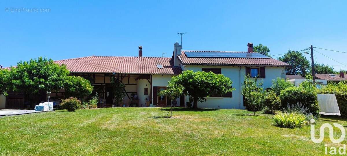 Photo 2 - Maison à CHALAMONT