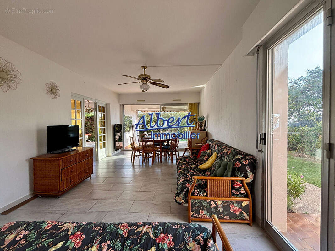 Appartement à SANARY-SUR-MER
