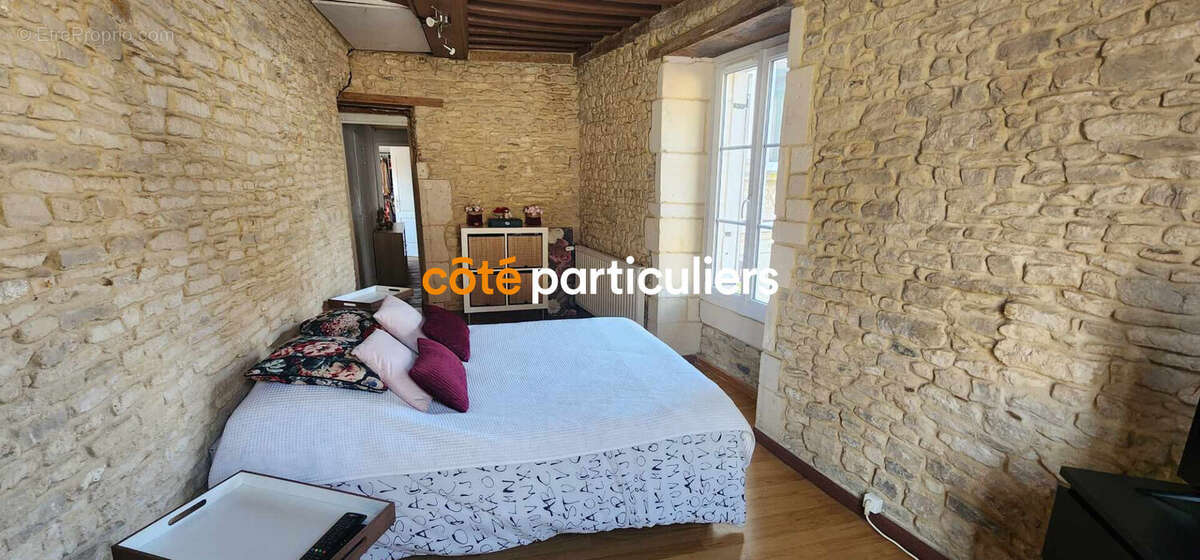 Maison à MEZIDON-CANON