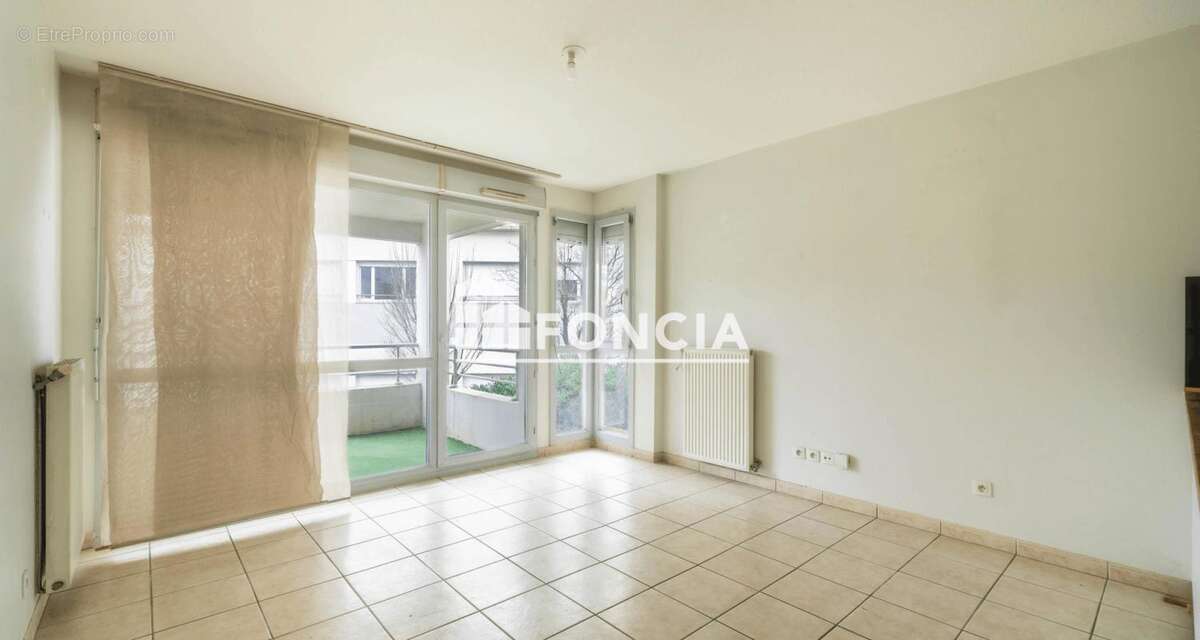 À Vendre – Bel Appartement T3 avec Terrasse, Stationnement et Piscine – Valence - photo 5