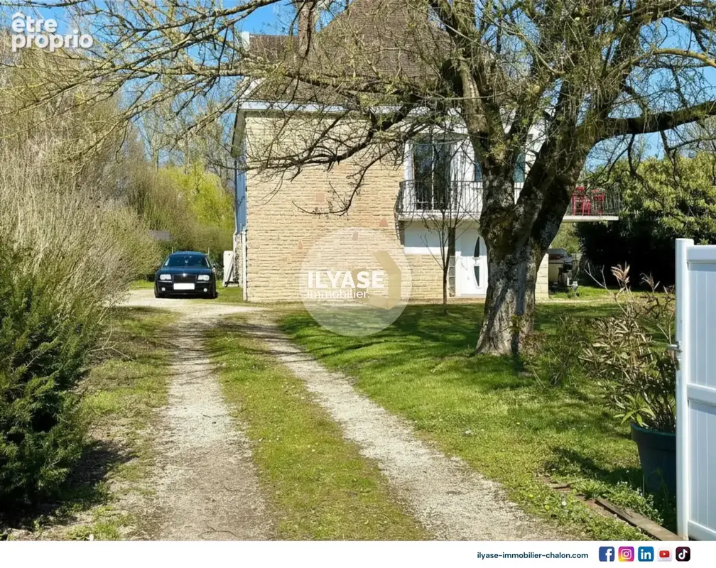 Maison 215 m2  5CH  2530 m2 de terrain clos et arboré  Piscine - photo 2