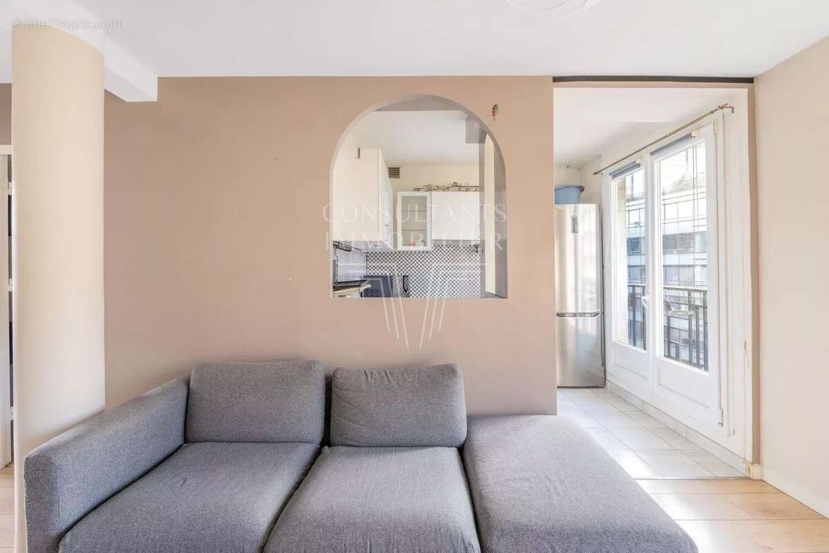 Appartement à LEVALLOIS-PERRET