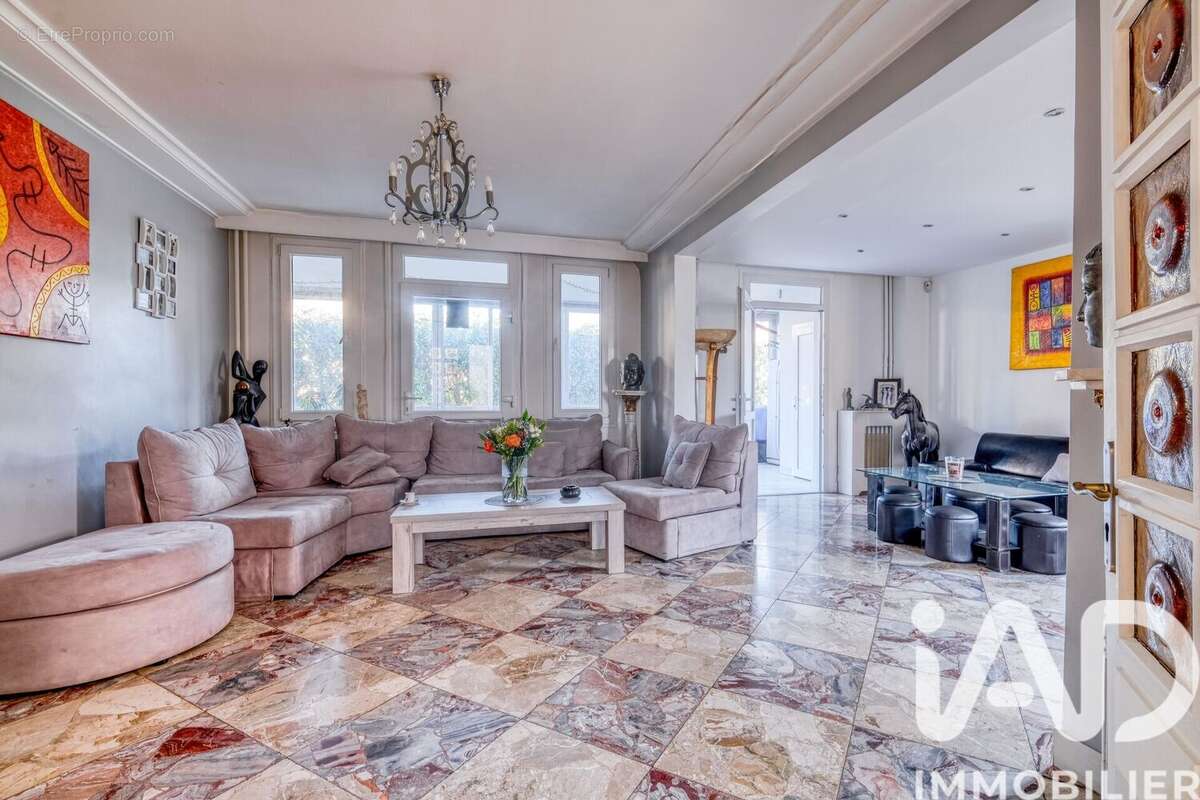 Photo 4 - Maison à NOISY-LE-GRAND