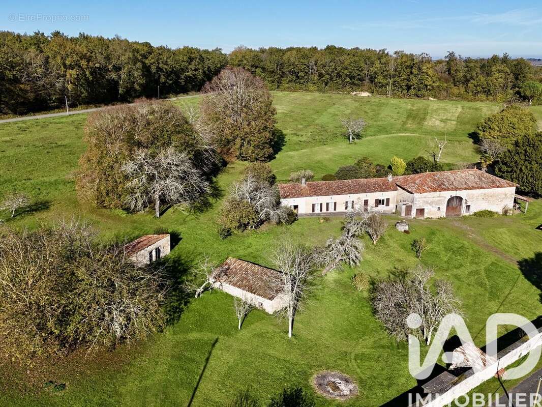 Photo 2 - Maison à BESSAC