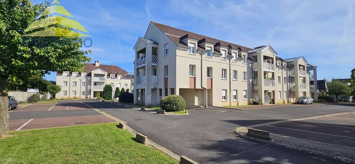 Appartement à BRIE-COMTE-ROBERT