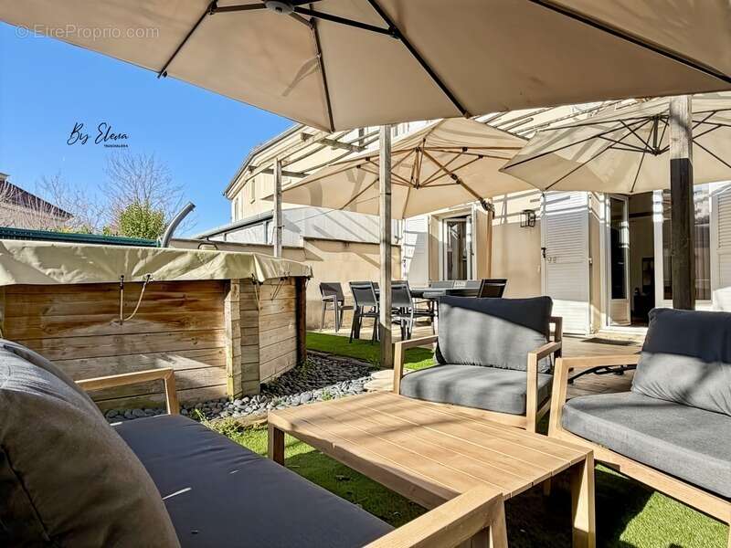 Maison à BUSSY-SAINT-GEORGES