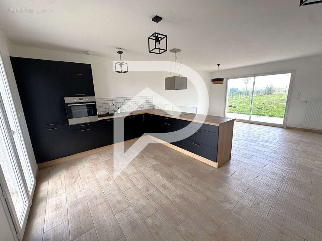 Maison à BAILLEAU-L&#039;EVEQUE