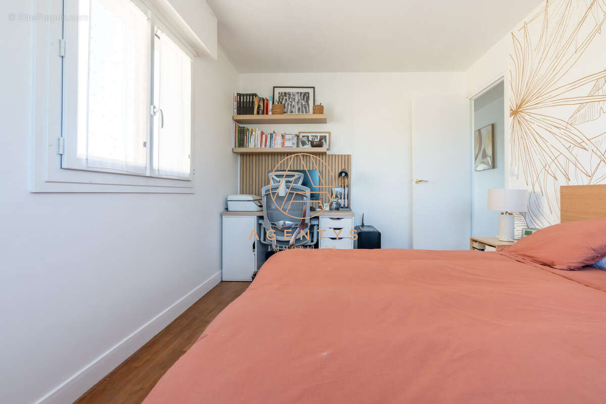 Appartement à LE PERREUX-SUR-MARNE