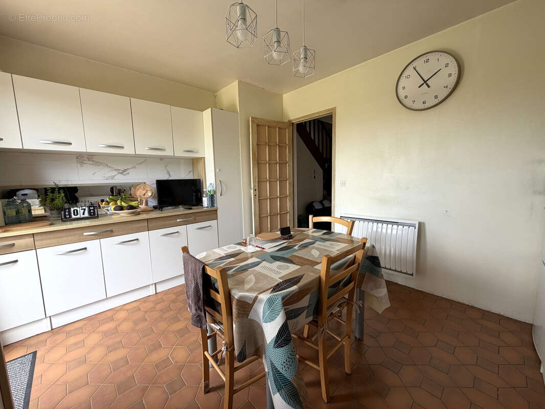 Maison à HOUDAN