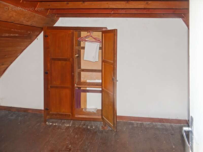 Maison de campagne à rénover – Beau potentiel – Terrain 1 060 m² - photo 17
