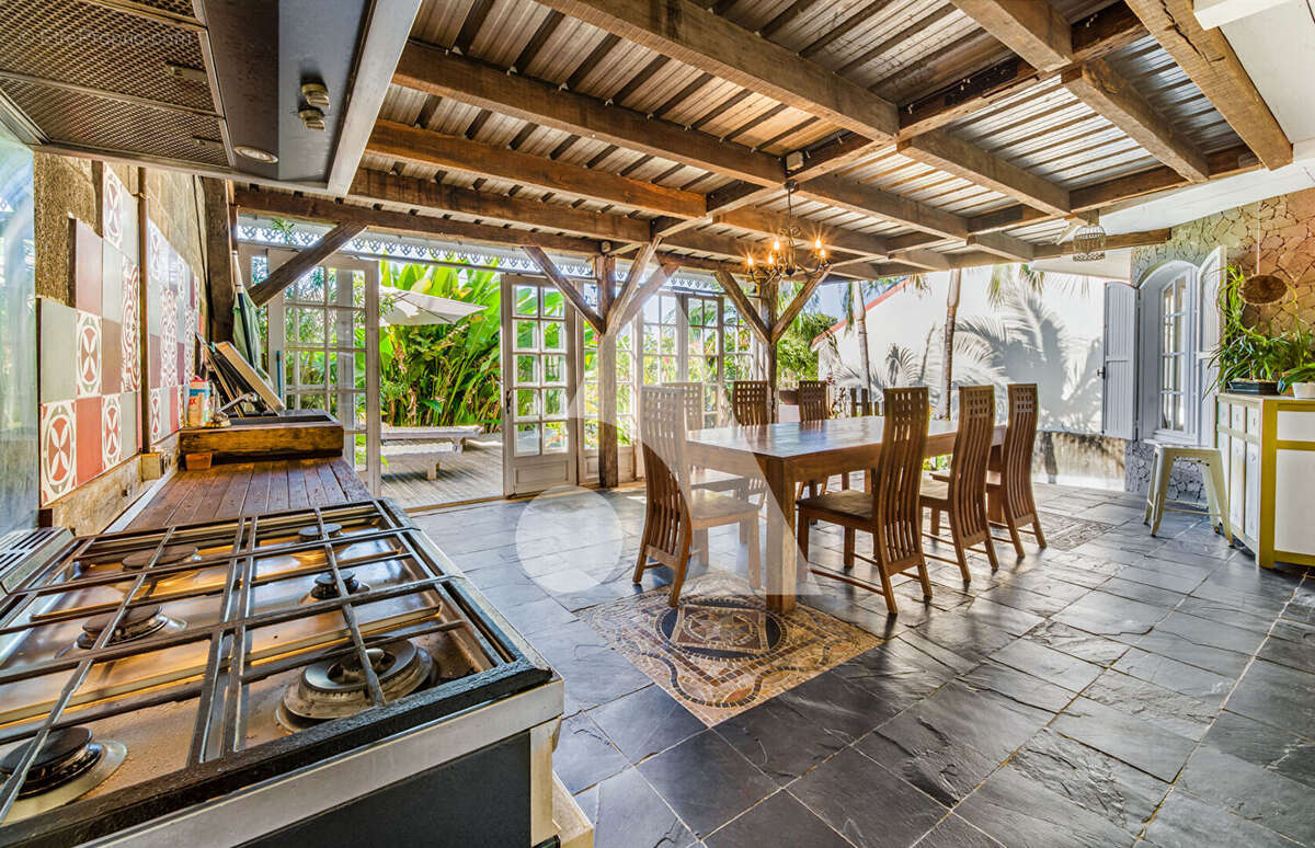 Villa de charme cachet créole et confort contemporain - photo 5