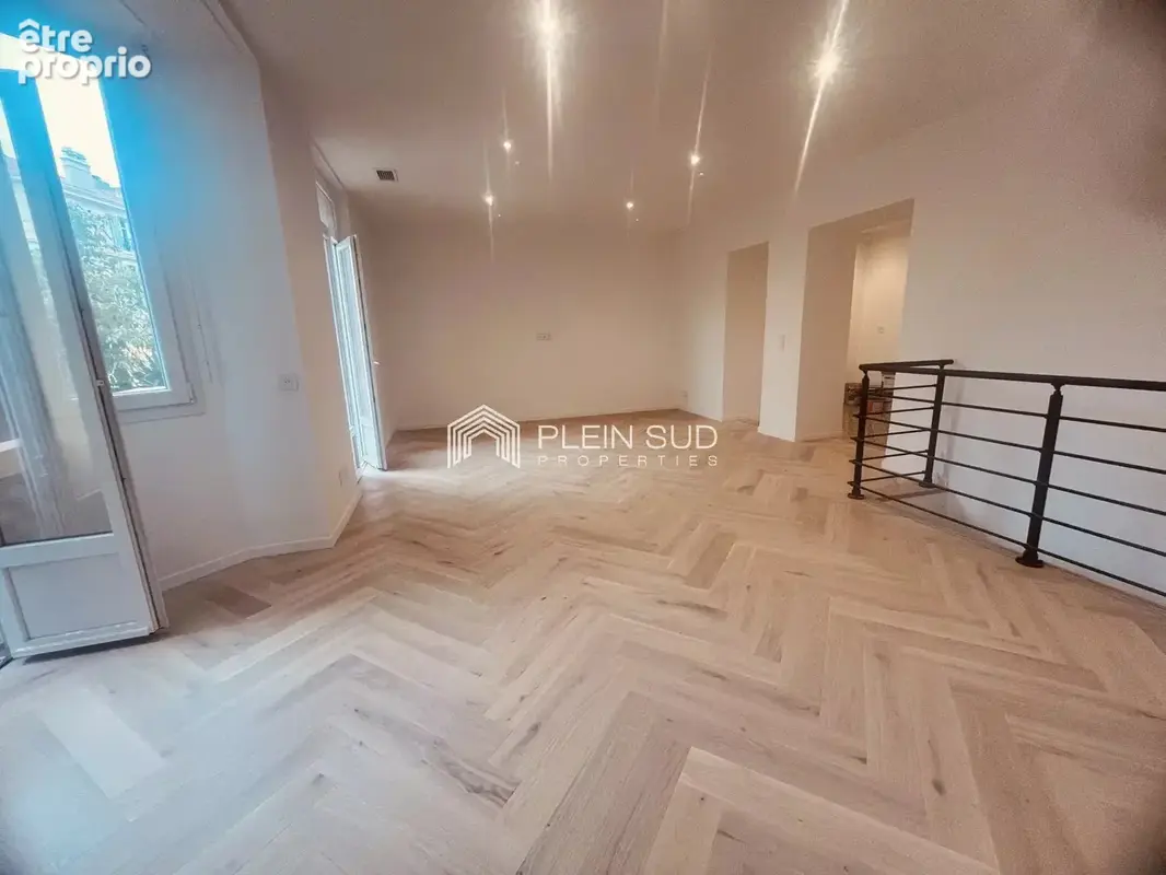 Cannes, superbe appartement 5 pièces. Immeuble Art deco - photo 7