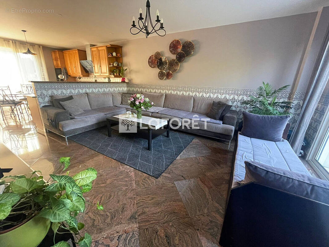 Maison à ORMESSON-SUR-MARNE