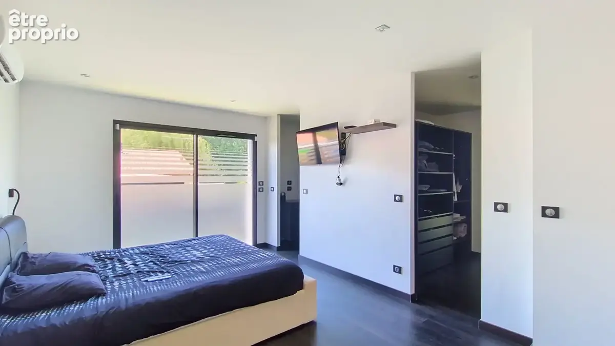 Maison contemporaine de standing avec piscine et grand garage - photo 12