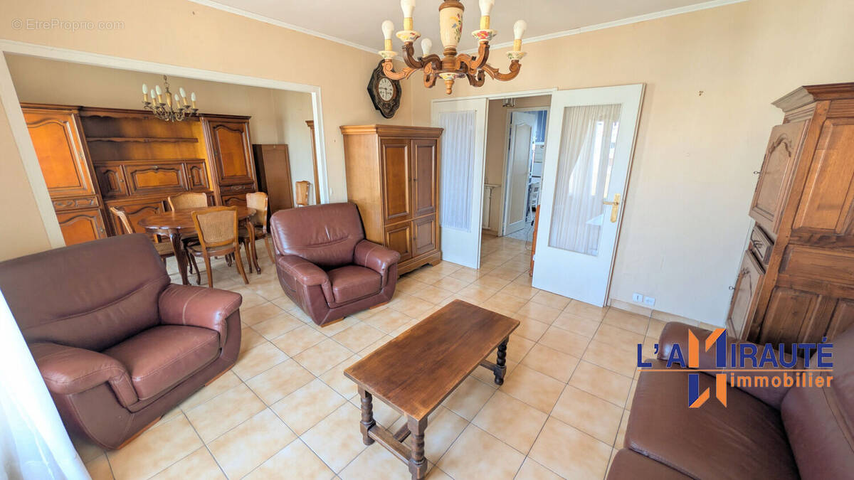 Appartement à HOUILLES