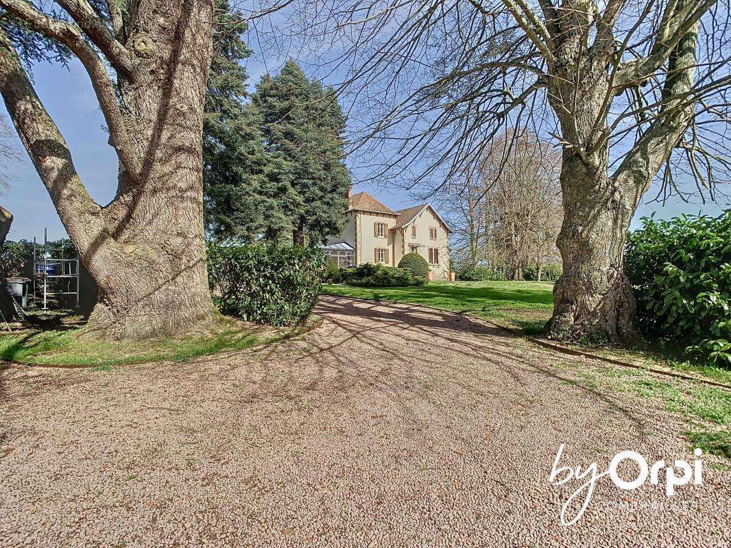 Maison à ARPHEUILLES-SAINT-PRIEST