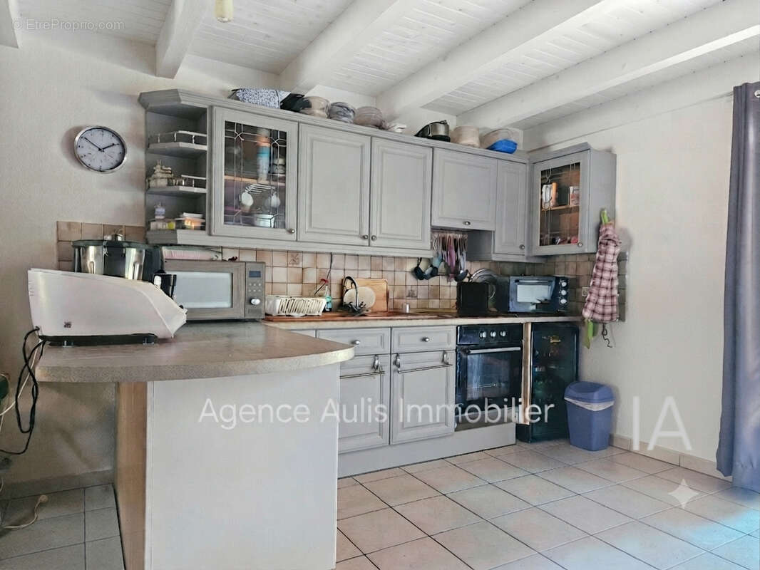 Grande Maison Familiale 4 chambres sur les Hauts de Saint Pierre La Mer - photo 13