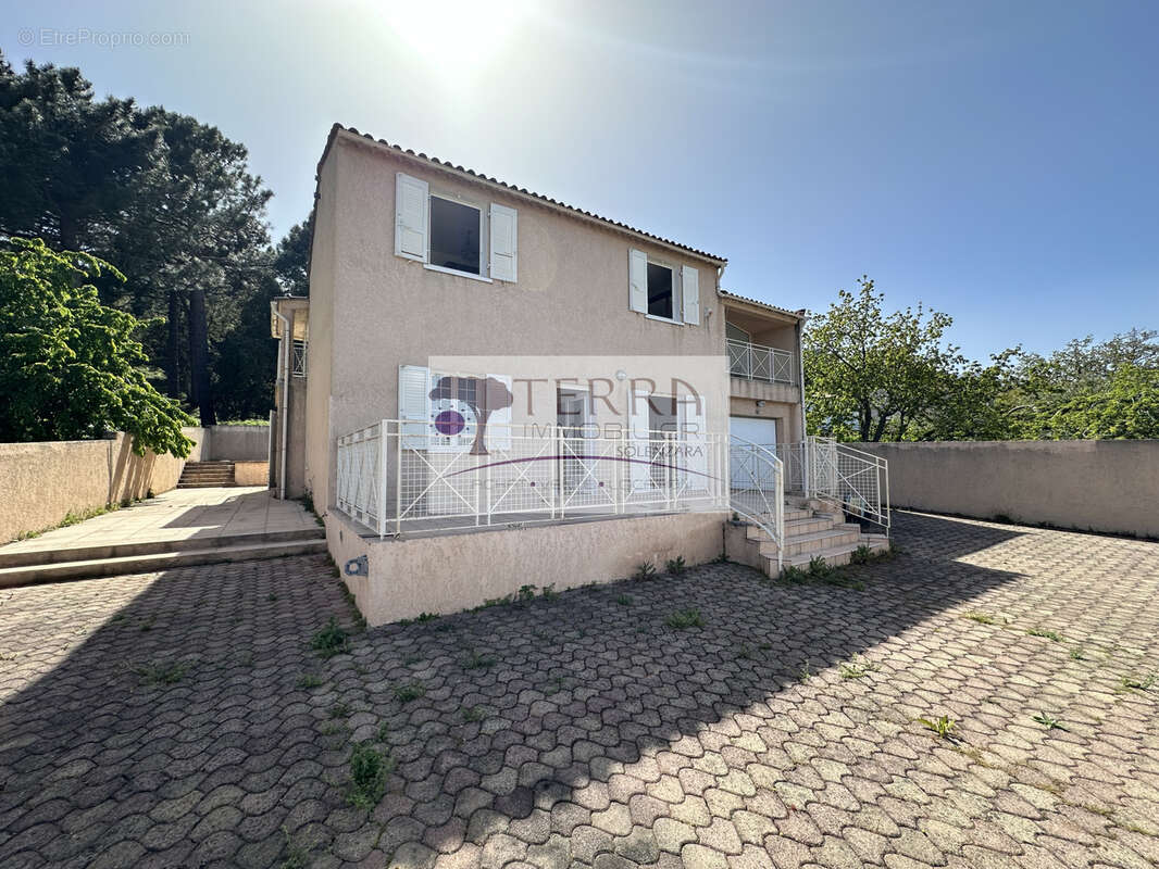 Maison à SOLARO