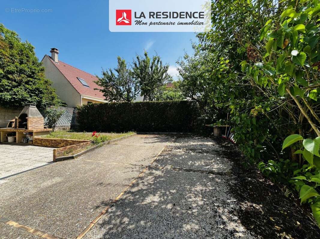 Maison à SAINT-OUEN-L&#039;AUMONE