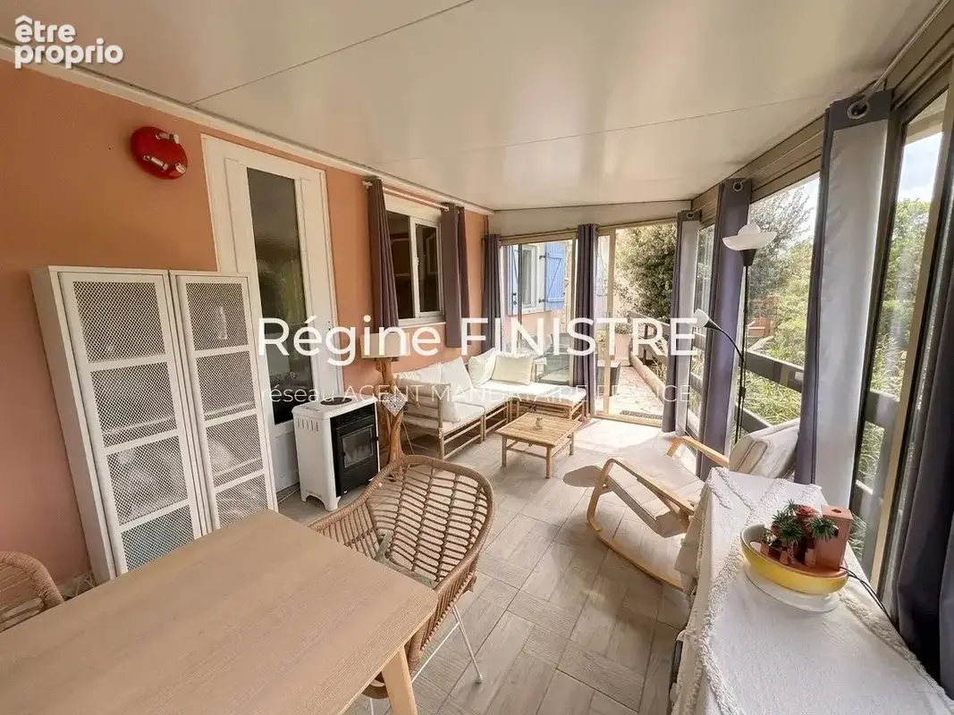 Roquebrune-sur-argens chalet t4 de 82 m² avec véranda, terrasse et cave - photo 7