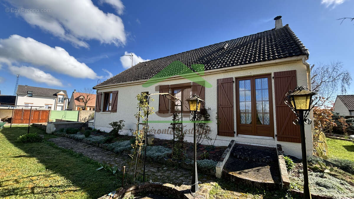Maison à CHATEAUDUN