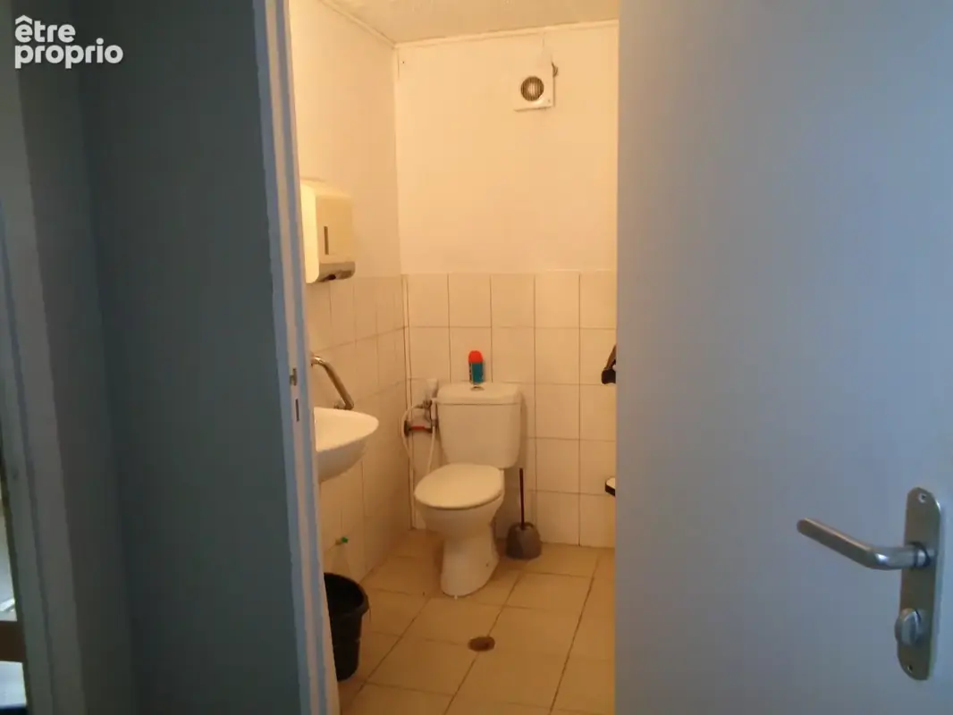 84 vaucluse Avignon Locaux commerciaux 430m2 - photo 8