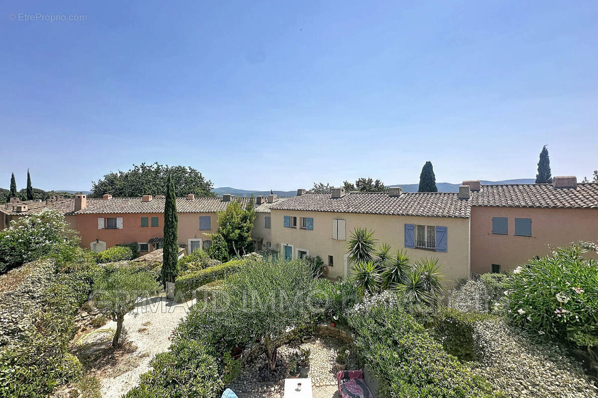 Appartement à GRIMAUD