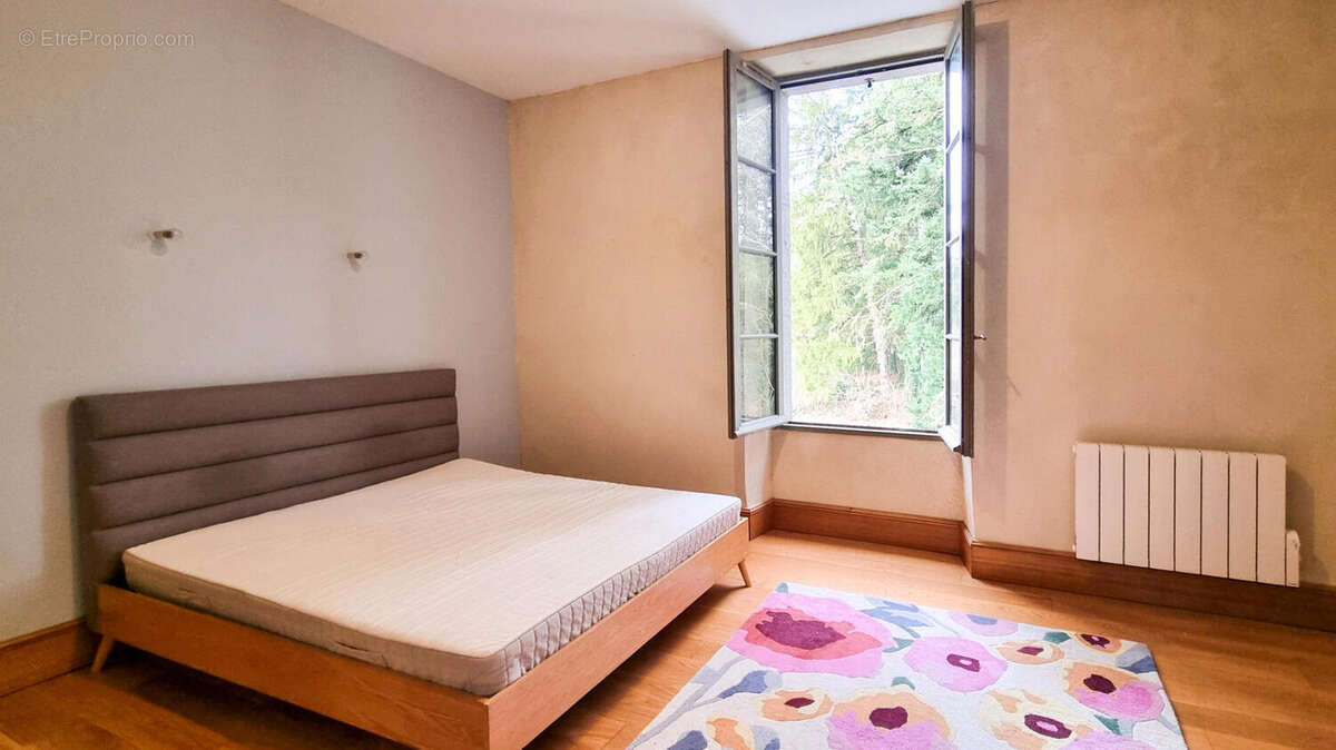 chambre - Maison à SAISSAC