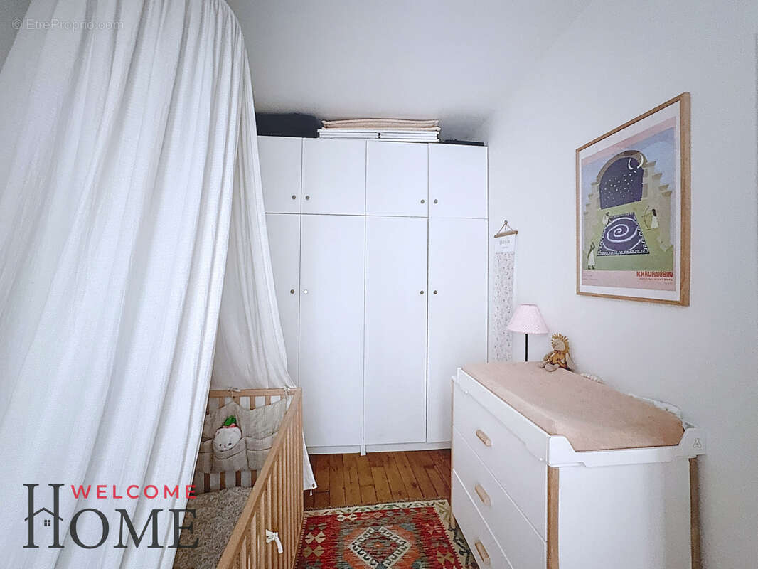 Appartement à LEVALLOIS-PERRET