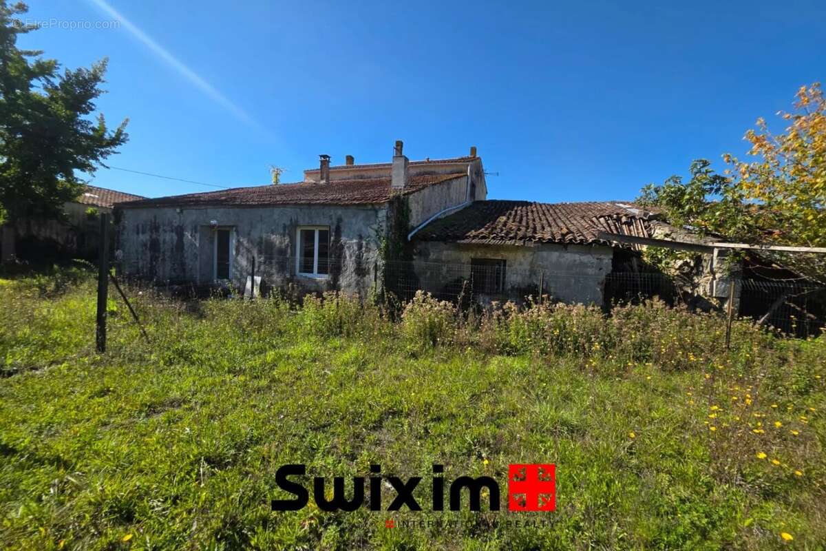 Maison 270m² à rénover - fort potentiel sur Ordonnac - photo 3