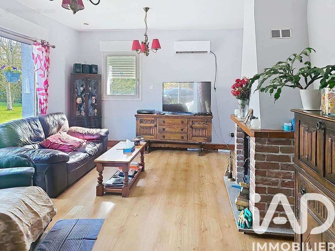 Maison 128 m² à La Selle-En-Cogles  - photo 8