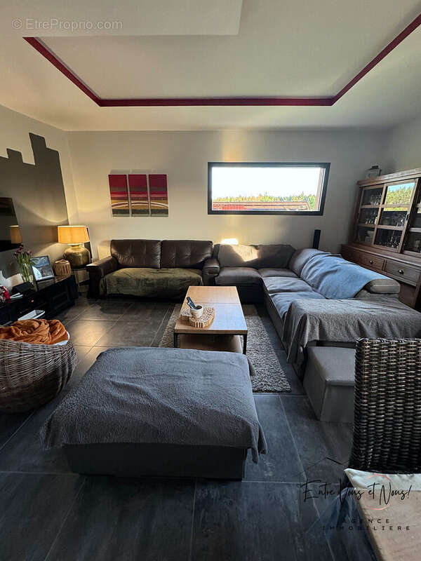 SALON - Maison à BAZAS