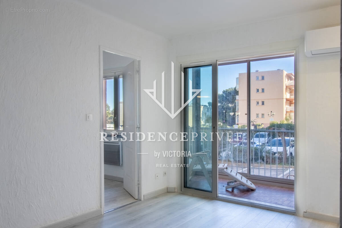 Appartement à HYERES