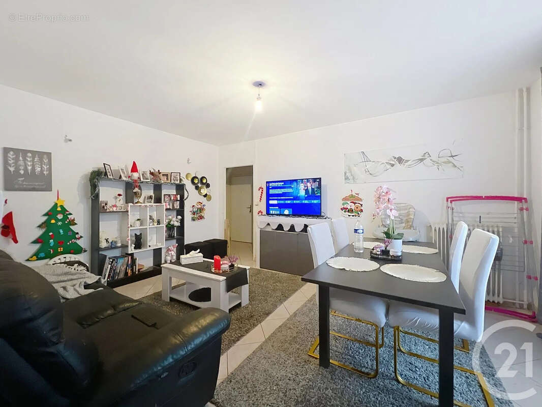 Appartement à MONTEREAU-FAULT-YONNE